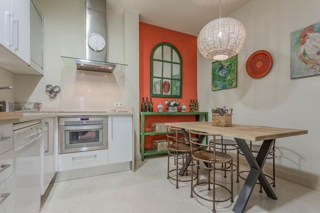 Fam Sevillian Townhouse Villa Севиля Екстериор снимка