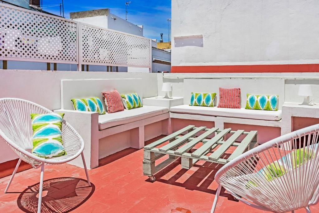 Fam Sevillian Townhouse Villa Севиля Екстериор снимка