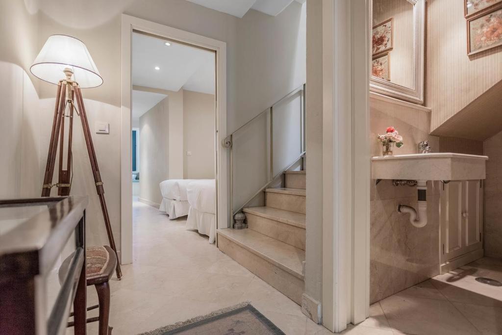 Fam Sevillian Townhouse Villa Севиля Екстериор снимка