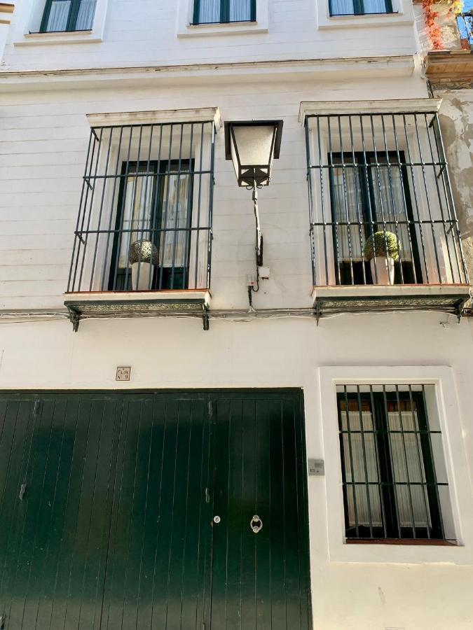 Fam Sevillian Townhouse Villa Севиля Екстериор снимка