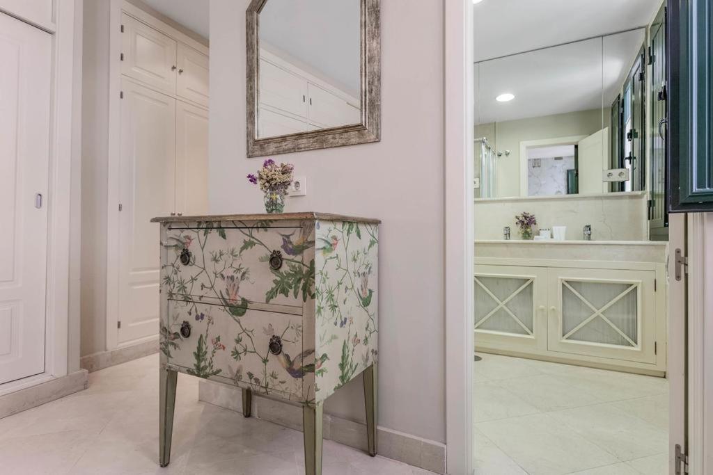 Fam Sevillian Townhouse Villa Севиля Екстериор снимка